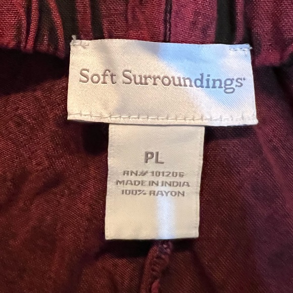 Soft Surroundings Red Embroidered Wrap Pants Wide Leg Palazzo PL Large Petite - Picture 11 of 12